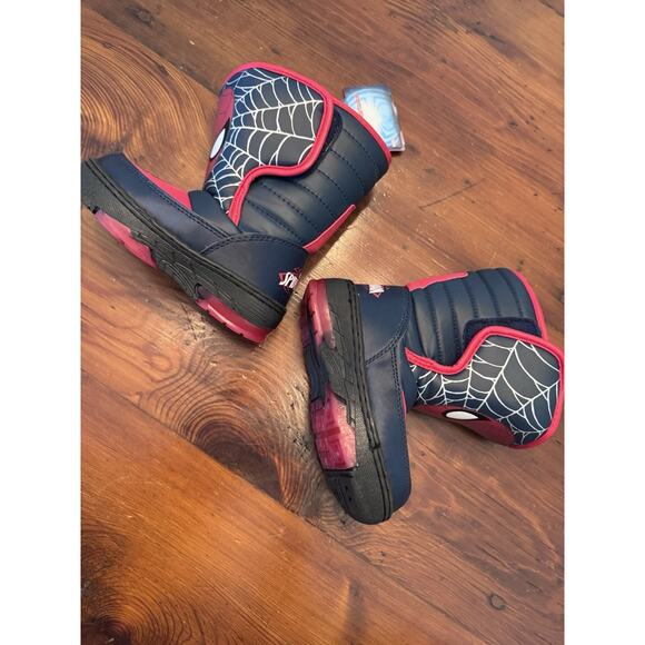 MARVEL SPIDER-MAN Winter Boots Little Kids Size 8 K, Multi Color Light Up NEW - Picture 11 of 14